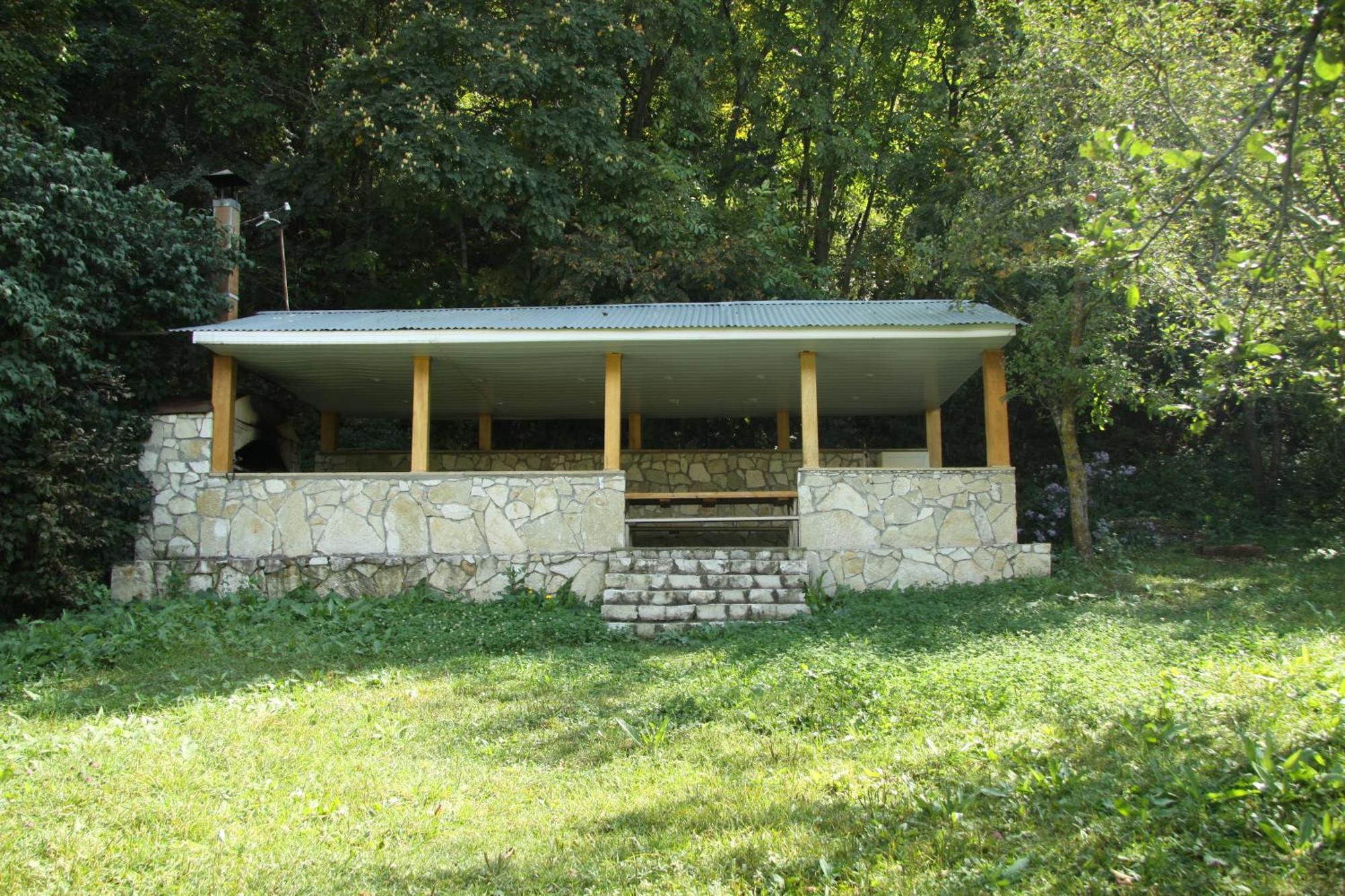 Greenwood Hotel Дилиян Екстериор снимка