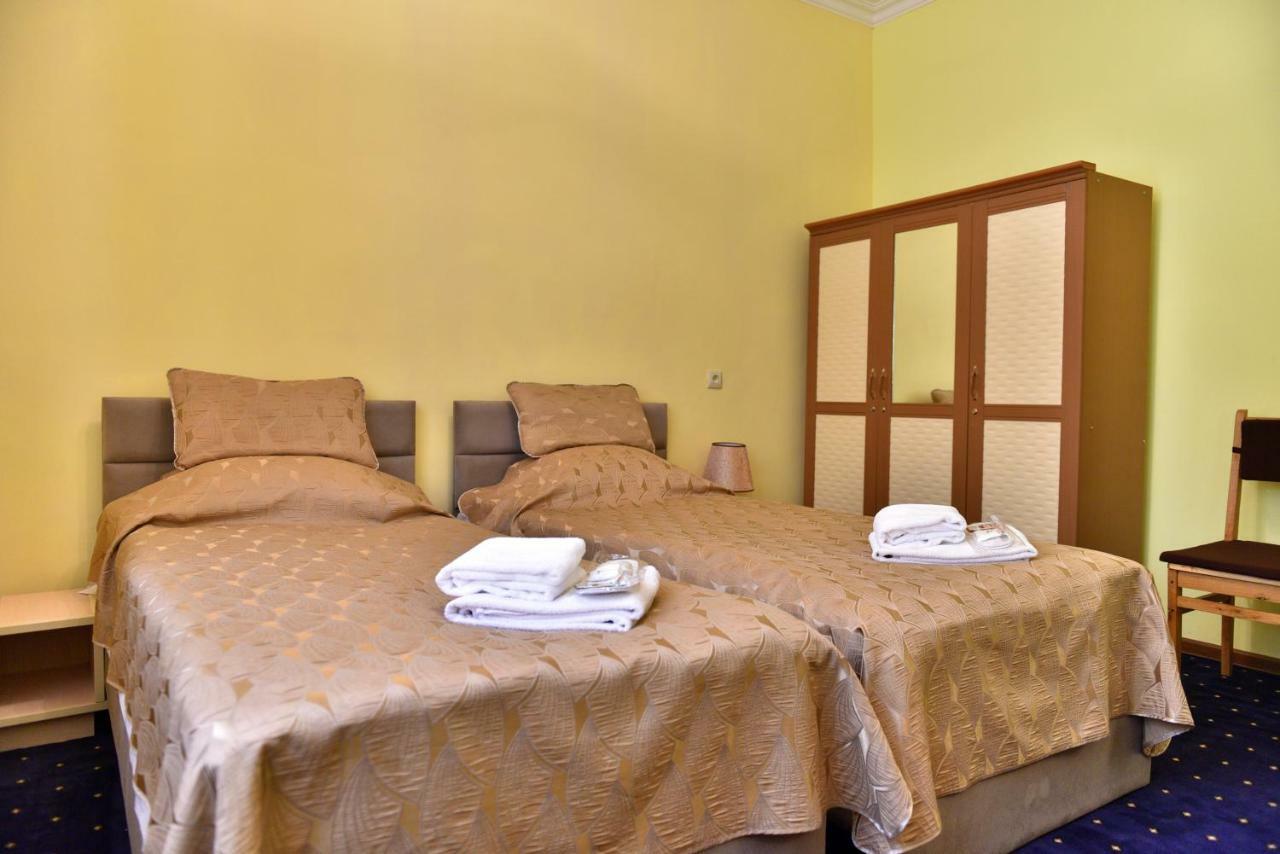 Greenwood Hotel Дилиян Екстериор снимка