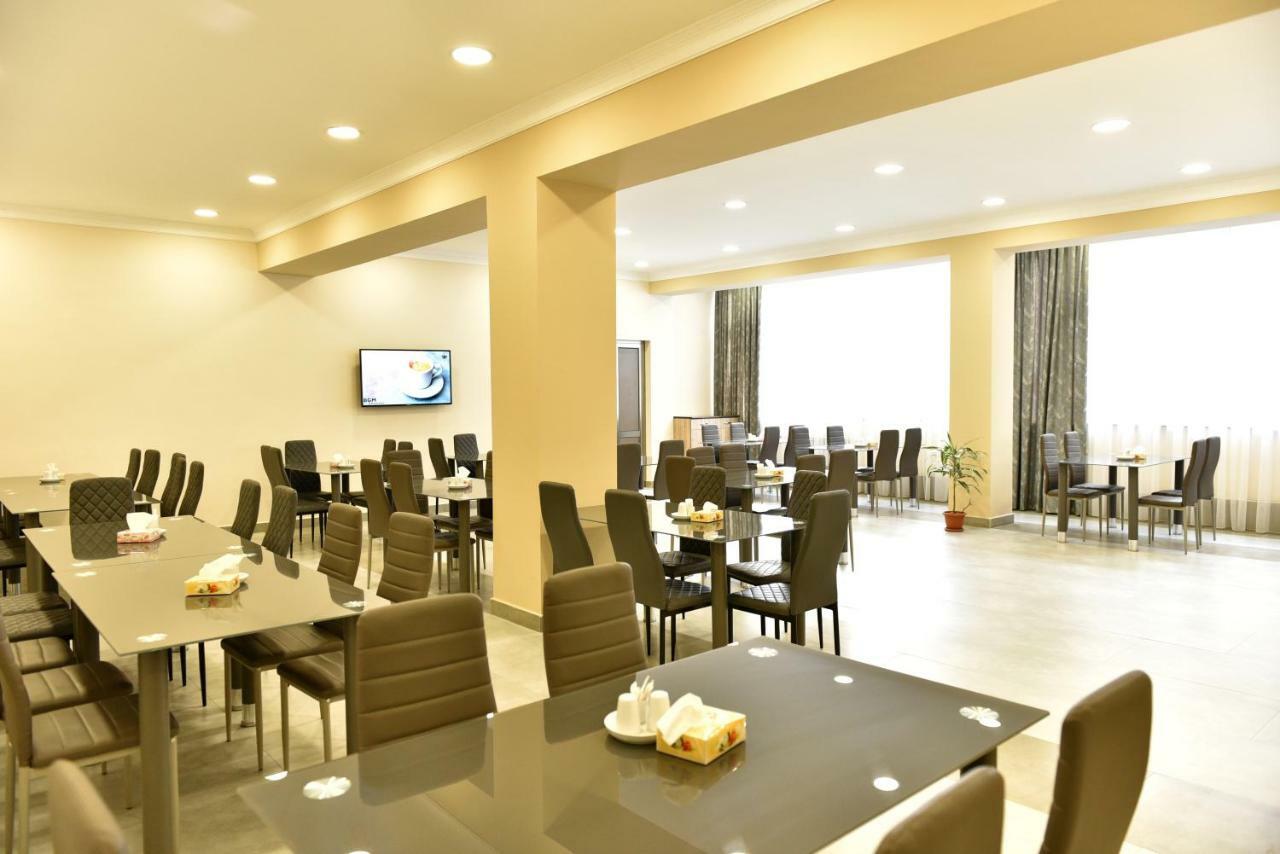 Greenwood Hotel Дилиян Екстериор снимка