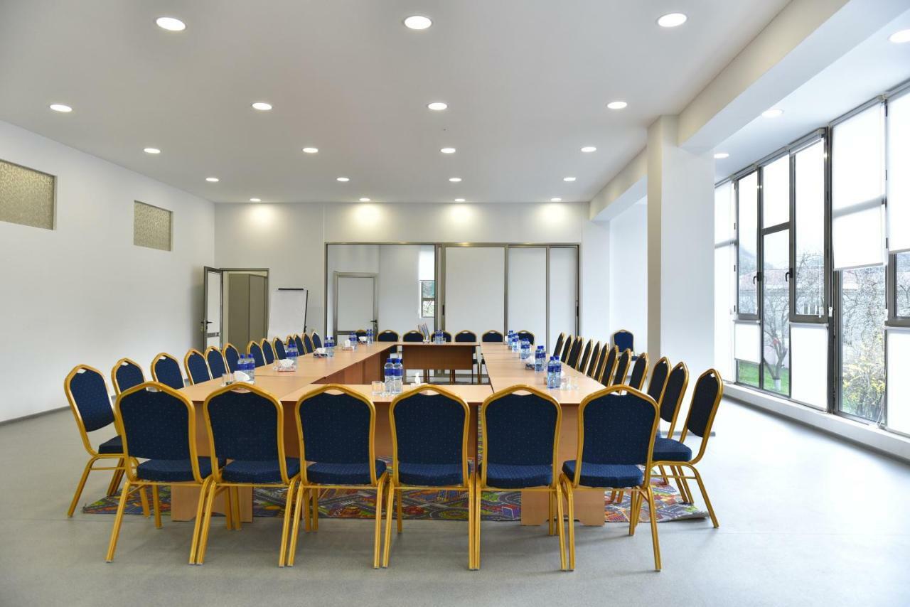 Greenwood Hotel Дилиян Екстериор снимка